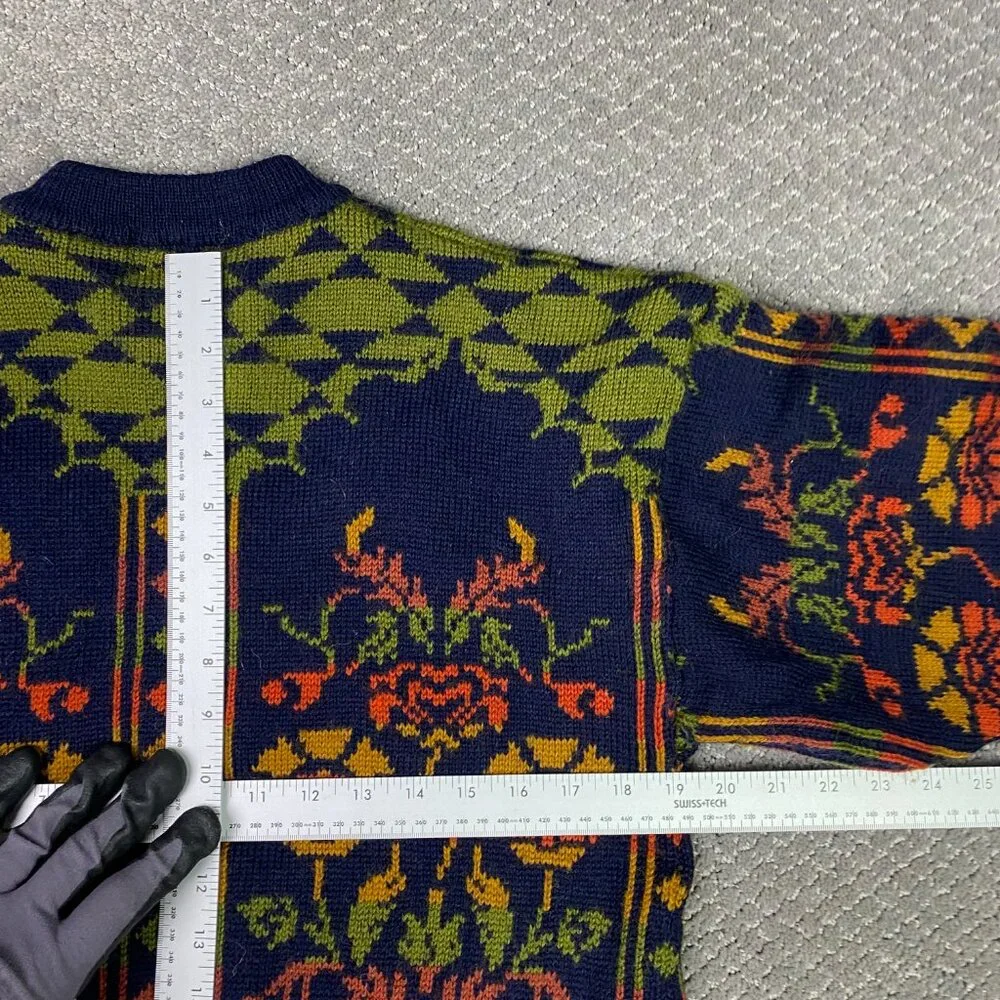 Vintage Past Times Cardigan Sweater Women's Small Floral Knit Wool Made in UK - Picture 6 of 11